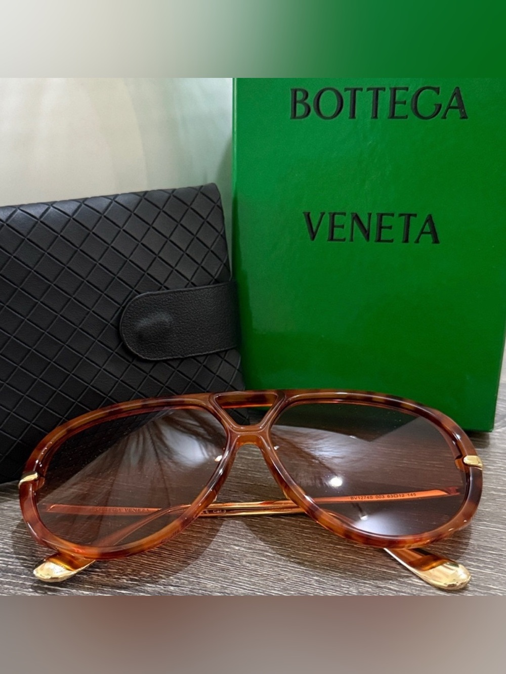 BOTTEGA VENETA Aviator Sunglasses • Brown/Gold • Like New • Celeb Favs - Picture 5 of 7